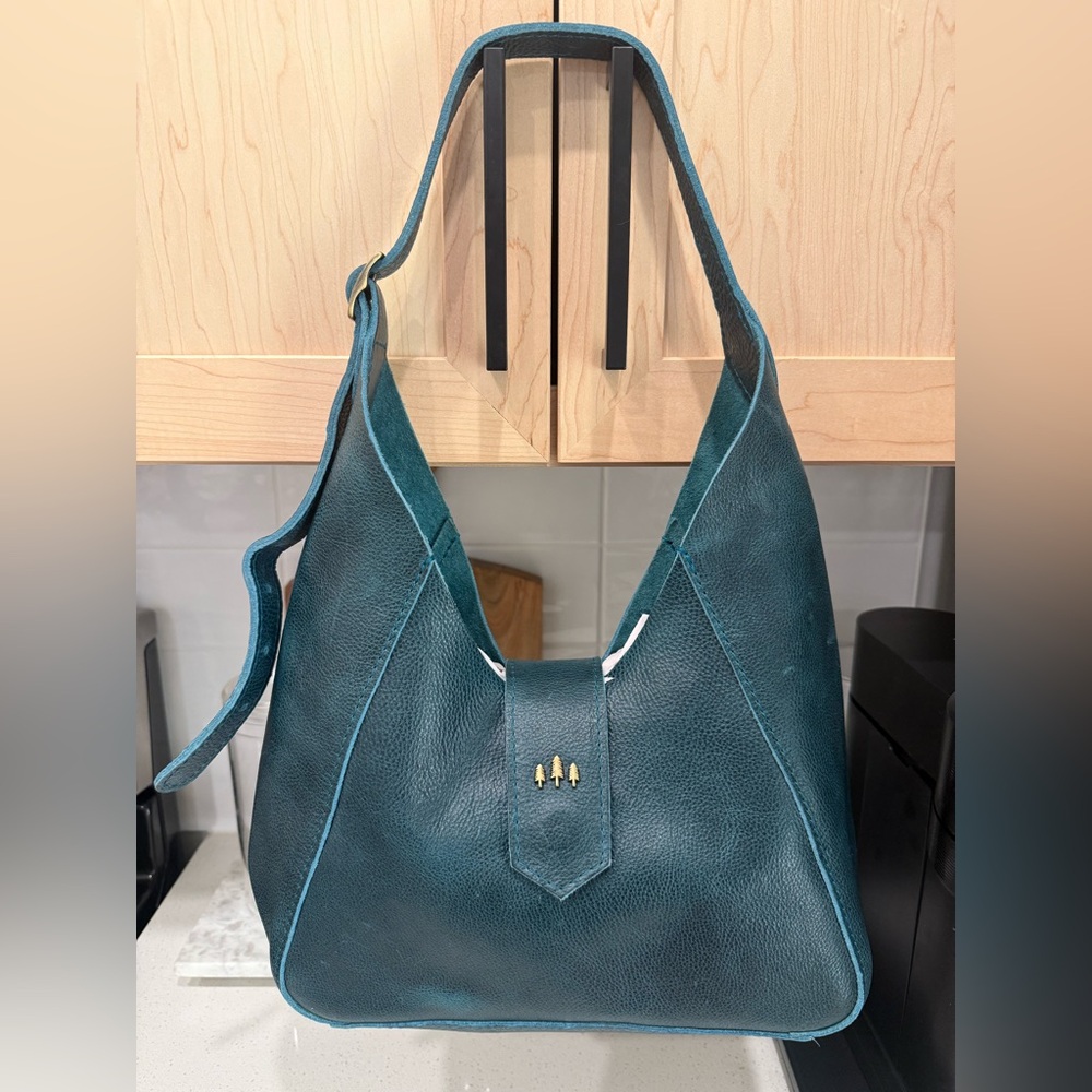 ‼️SOLD‼️ Portland Leather Flora Shoulder Bag